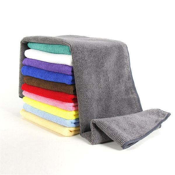 Alcance un acabado impecable coa nosa toalla de microfibra para o rostro, valorada como das mellores e deseñada para uso profesional