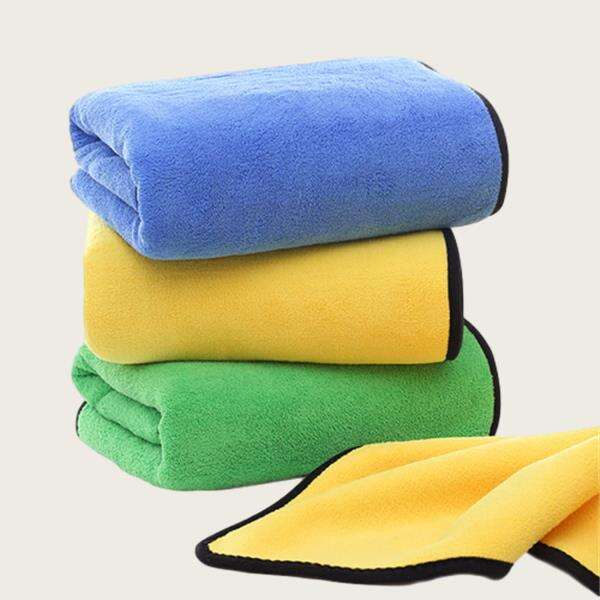 Schnelltrocknendes Tuch für zeitsparendes Autowaschen