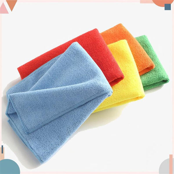 Tuala Peribadi dengan Sulaman untuk Peluang Pemasaran Jenama