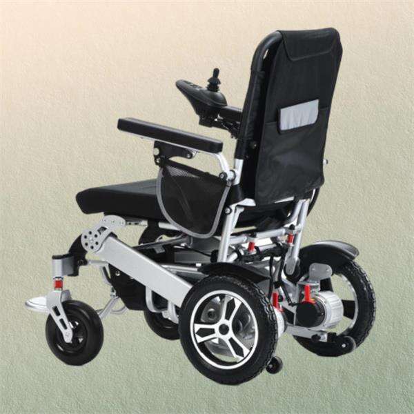 Ychwanegu amrediad eich cynhyrchion â Chadeiriau Olwynion Pinc Uchelgeint