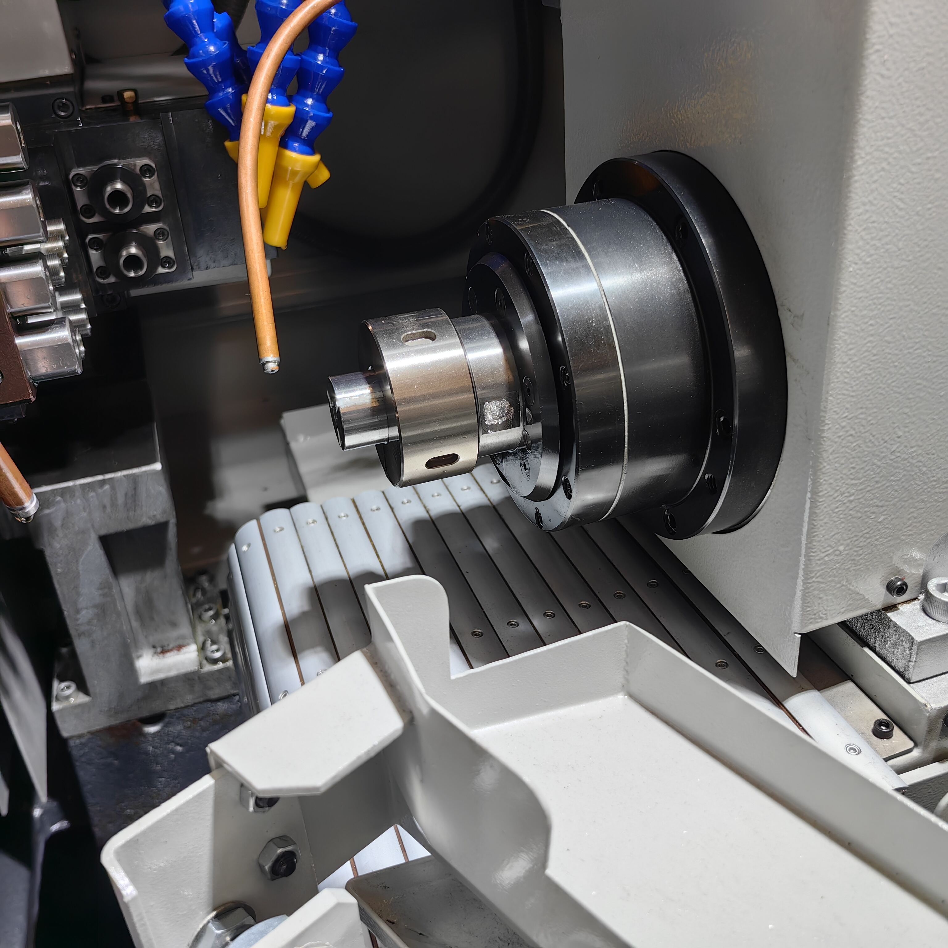 Swiss Type CNC Lathe with Double Spindle Swiss Type Machine manufacture