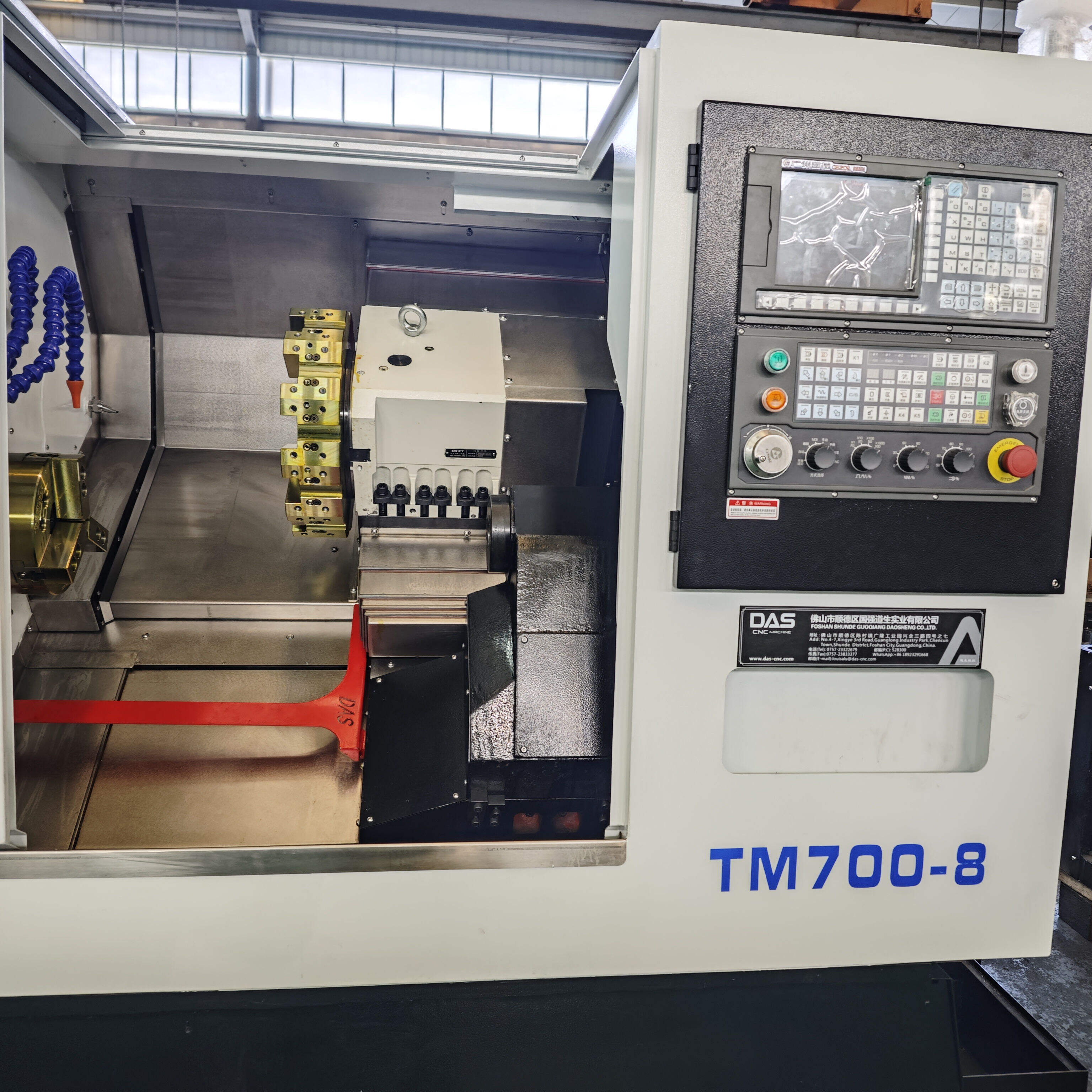 DAS TM700-8 User-Friendly CNC Operating Machine with Touchscreen Interface Lathe and Milling Machine factory