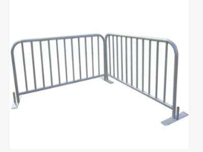 How Crowd Control Barriers Improve Event Safety Management?