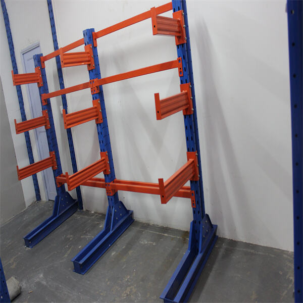 Organisera ditt lager med Cantilever Rack Systems