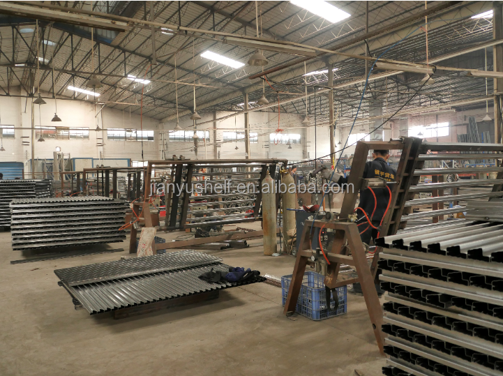 Beliebte Hochleistungs-Lagerregale für industrielle Lager Palettenregalsysteme Metall- und Stahl-Selektivregaldetails
