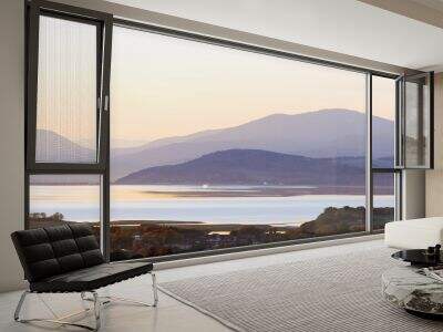 Inward Open Windows vs Outward Open Windows: Key Differences Explained