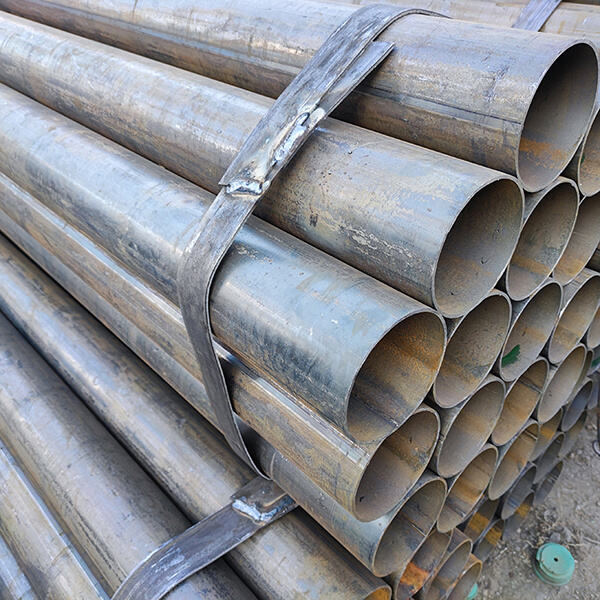 Applications and Industries that Utilize ASTM FEEME06 Carbon Steel Seamless Pipes
