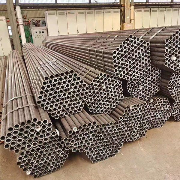 Exploring the various applications of low carbon steel pipe