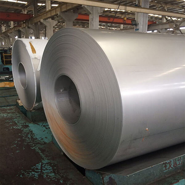 The 304 stainless steel construction ensures resistance to rust and corrosion, making it suitable for outdoor use.
