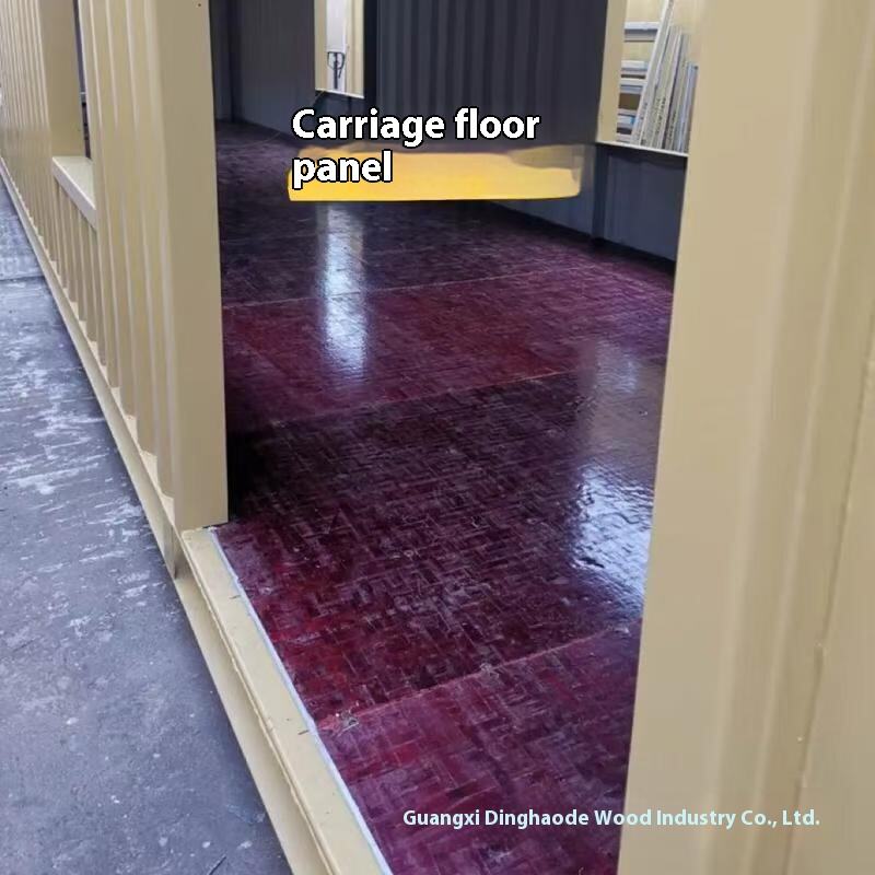 The construction project is glued layer by layer, multi-layer board plywood factory