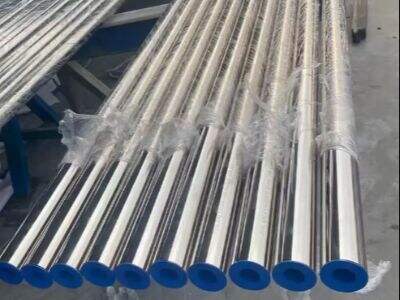 Ano ang Nagpapagawa sa Mga Seamless Steel Pipes na Mas Tinitiis Kaysa sa mga Welded Pipes