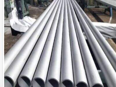 Seamless Steel Pipe vs ERW Pipe: Cost and Performance Comparison