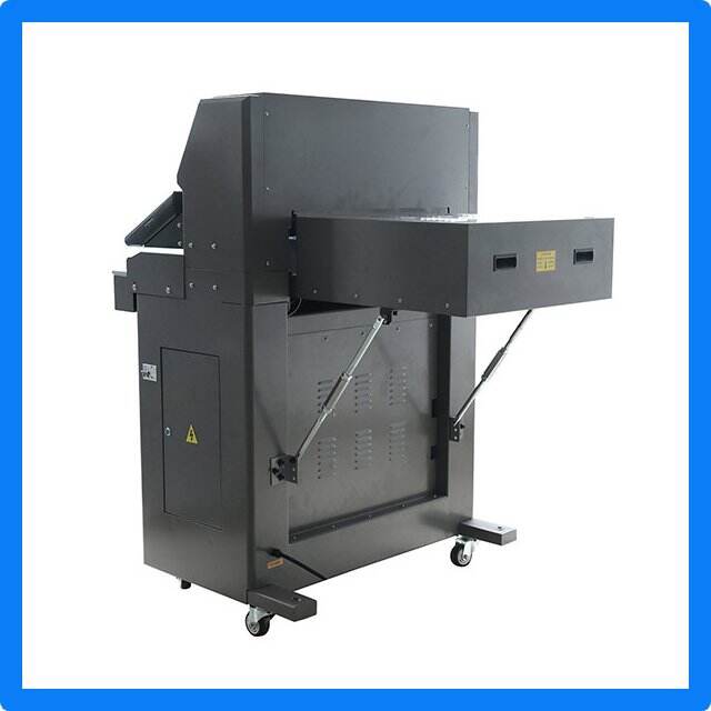 Safety features make cutting paper a breeze