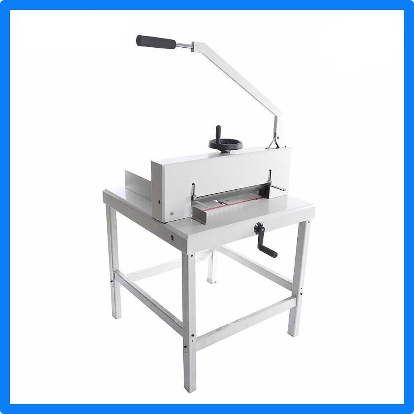 Say goodbye to crooked edges with this professional-grade trimmer