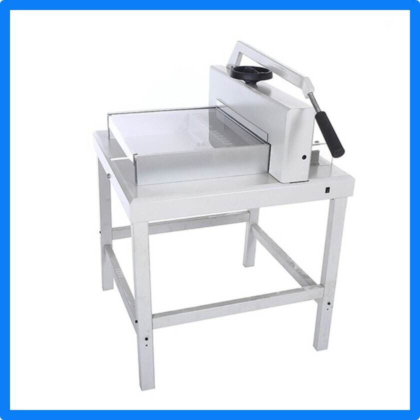 Create professional-looking documents with a manual paper guillotine