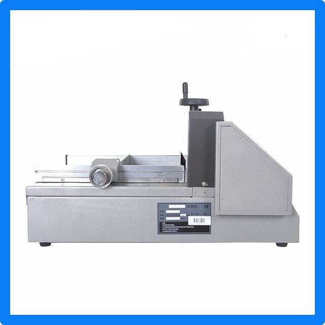 The Correct Way to Use A Paper Trimmer Cutter