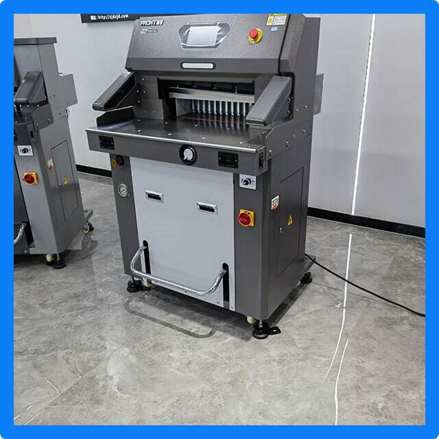 Get professional-looking results with a square cutter paper