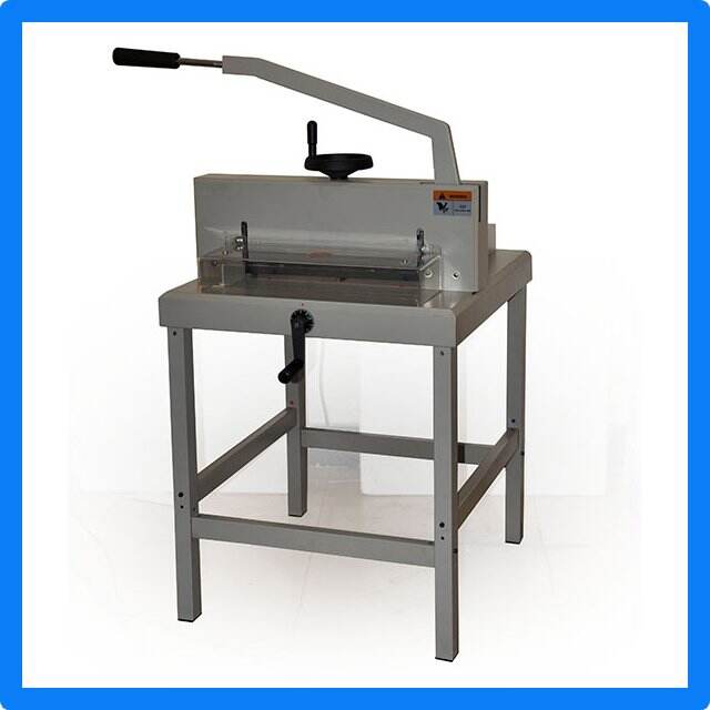 The safety guard and blade latch feature provide peace of mind while using the paper cutter.