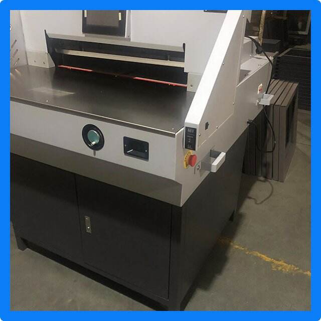 Accommodates larger paper sizes for all your cutting needs.