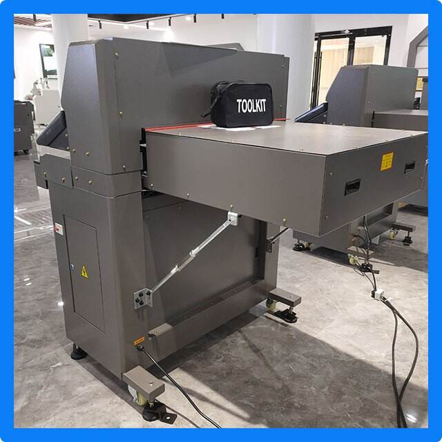 Stay protected during cutting tasks with our heavy-duty guillotine's safety features.