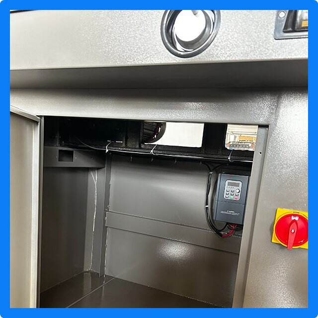 Small and Portable A4 Paper Cutter for Your Projects On the Go