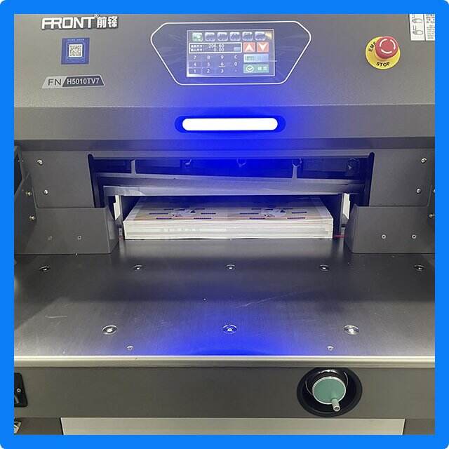 Upgrade your presentations with a sleek hardcover finish.