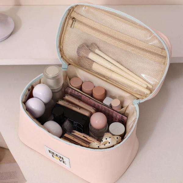 مثالية لفناني المكياج وصالونات التجميل وشركات مستحضرات التجميل