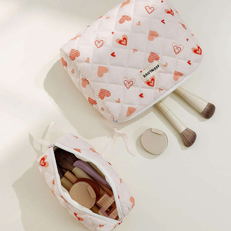 How to choose the perfect quilted makeup bag for your needs