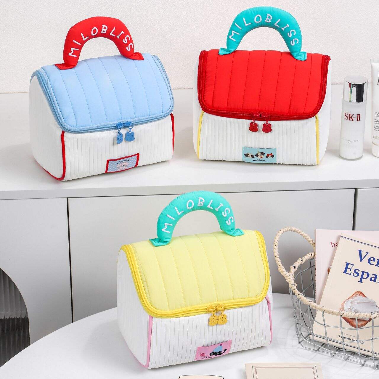 Where to find high-quality makeup bag sets at wholesale prices