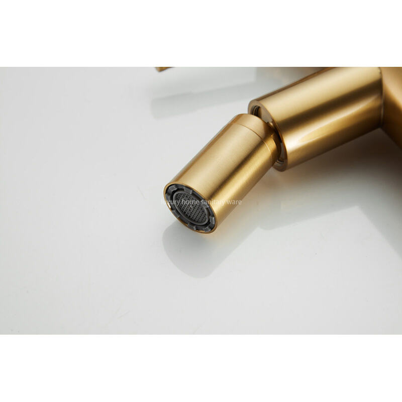 Luxury Home New Basin Washbasin Long Mouth-carved Handle-brushed Gold Bathroom Bidet Faucet Table manufacture