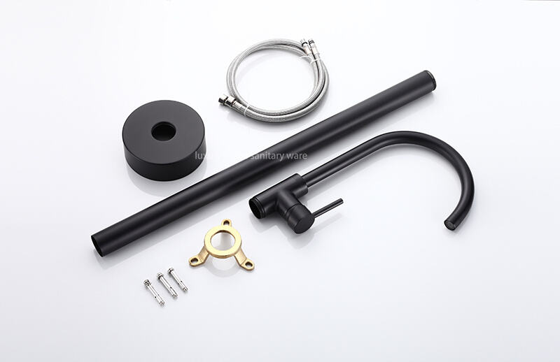 New Simple Design Independent Bathtub with Hand-held Shower Nozzle Matte Black Bathtub Mixer Faucet. details