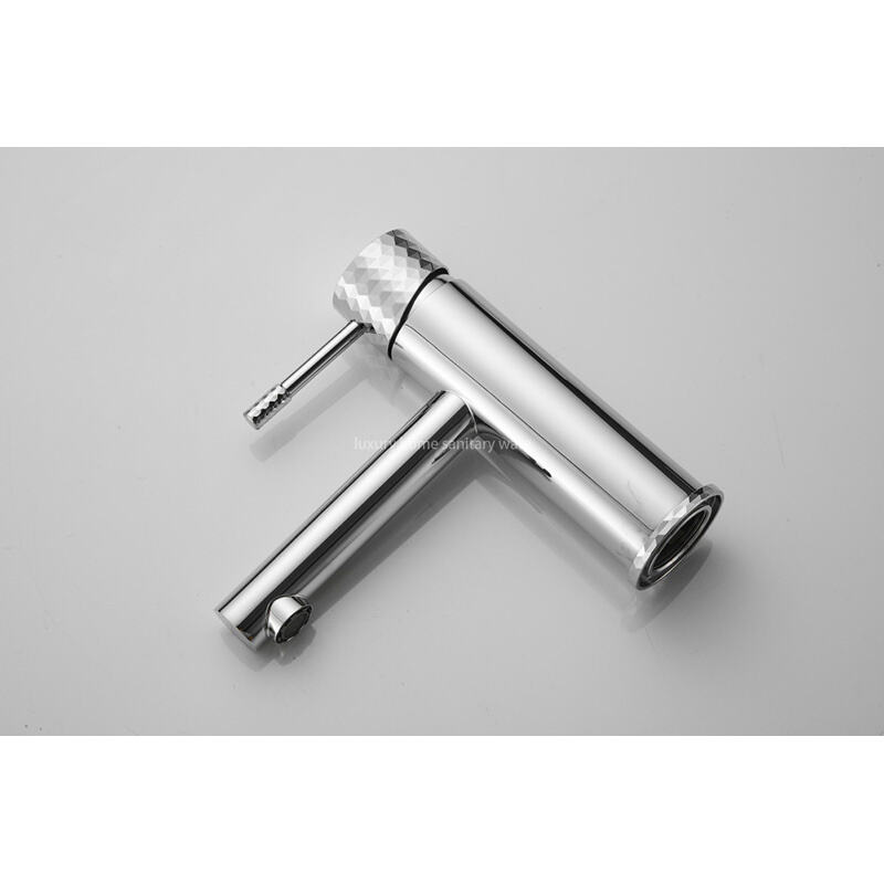 Hot-selling Basin with Short Straight Mouth-carved Handle-electroplating Bathroom Basin Faucet details