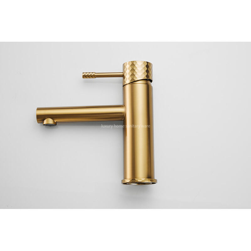 Hot Luxury Home New Bathroom Bidet Faucet Basin Short Straight Mouth-carved Handle-brushed Gold manufacture