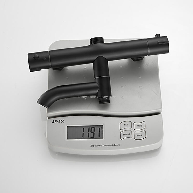 Modern Bathroom Shower Set Simple Black Round bar Constant Temperature Shower Faucet Set supplier