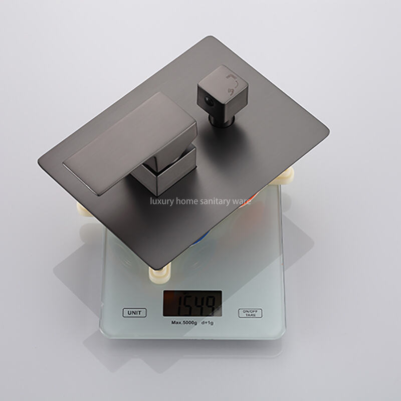 Hot Sale Bathtub Faucet with Hand-held Shower Concealed Bathtub Faucet Bathroom Hot and Cold Shower Three-piece Set factory