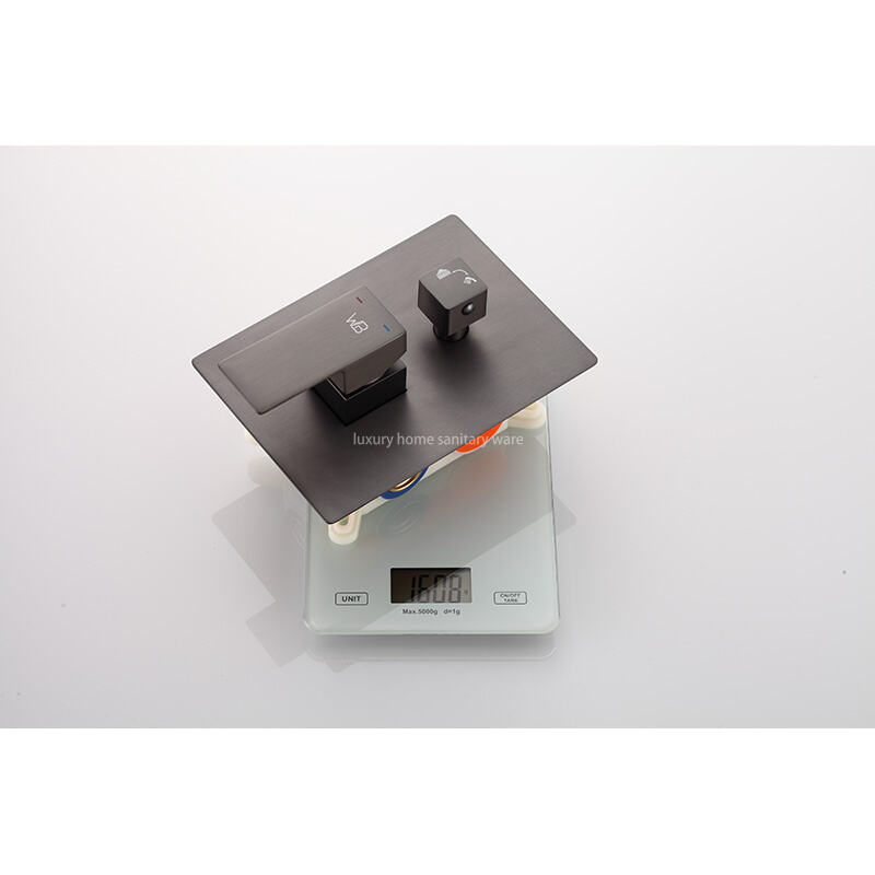 Matte Black Round Bathroom Bathtub Shower System Set Constant Temperature Shower Faucet Rain Shower Mixer factory