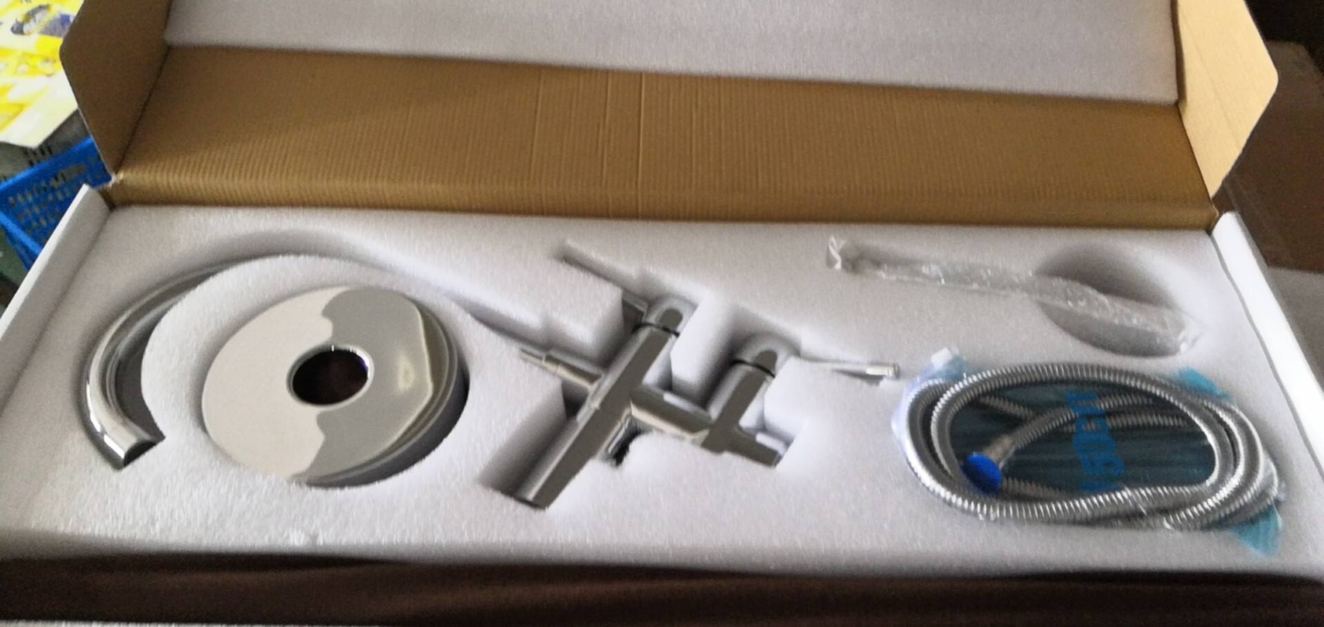 Freestanding Tub Filler Waterfall Bathtub Faucet Chrome Floor Mount Brass Single Handle with Soft Hand Shower Bath Standing Tap manufacture