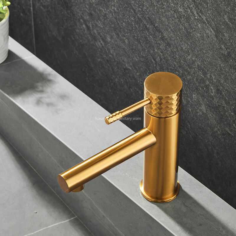 Hot Luxury Home New Bathroom Bidet Faucet Basin Short Straight Mouth-carved Handle-brushed Gold supplier