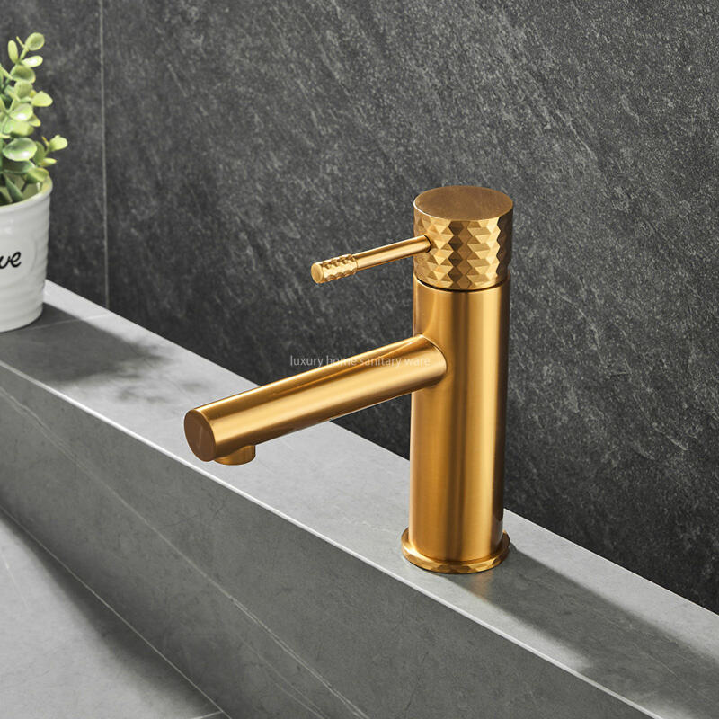 Hot Luxury Home New Bathroom Bidet Faucet Basin Short Straight Mouth-carved Handle-brushed Gold manufacture