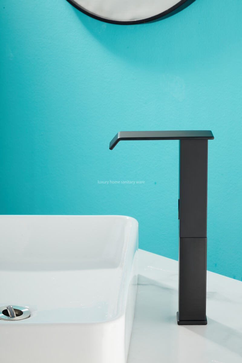 Factory Wholesale Automatic Non-touch Sensor Waterfall Electroplating Basin Faucet Induction Quartet High. supplier