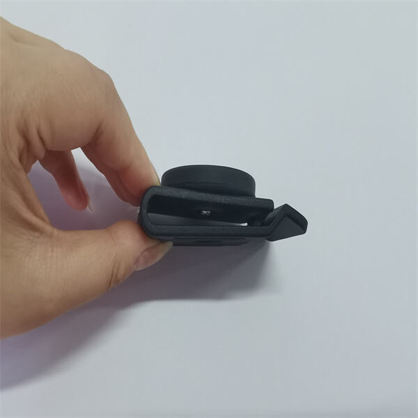The magnetic belt clamp provides a secure hold without adding bulk.