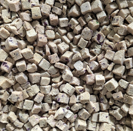 Wholesale Rainbow Freeze-Dried Chicken Cat & Dog Pet Snacks 500g Bag From Qingdao Increase Nutrition supplier