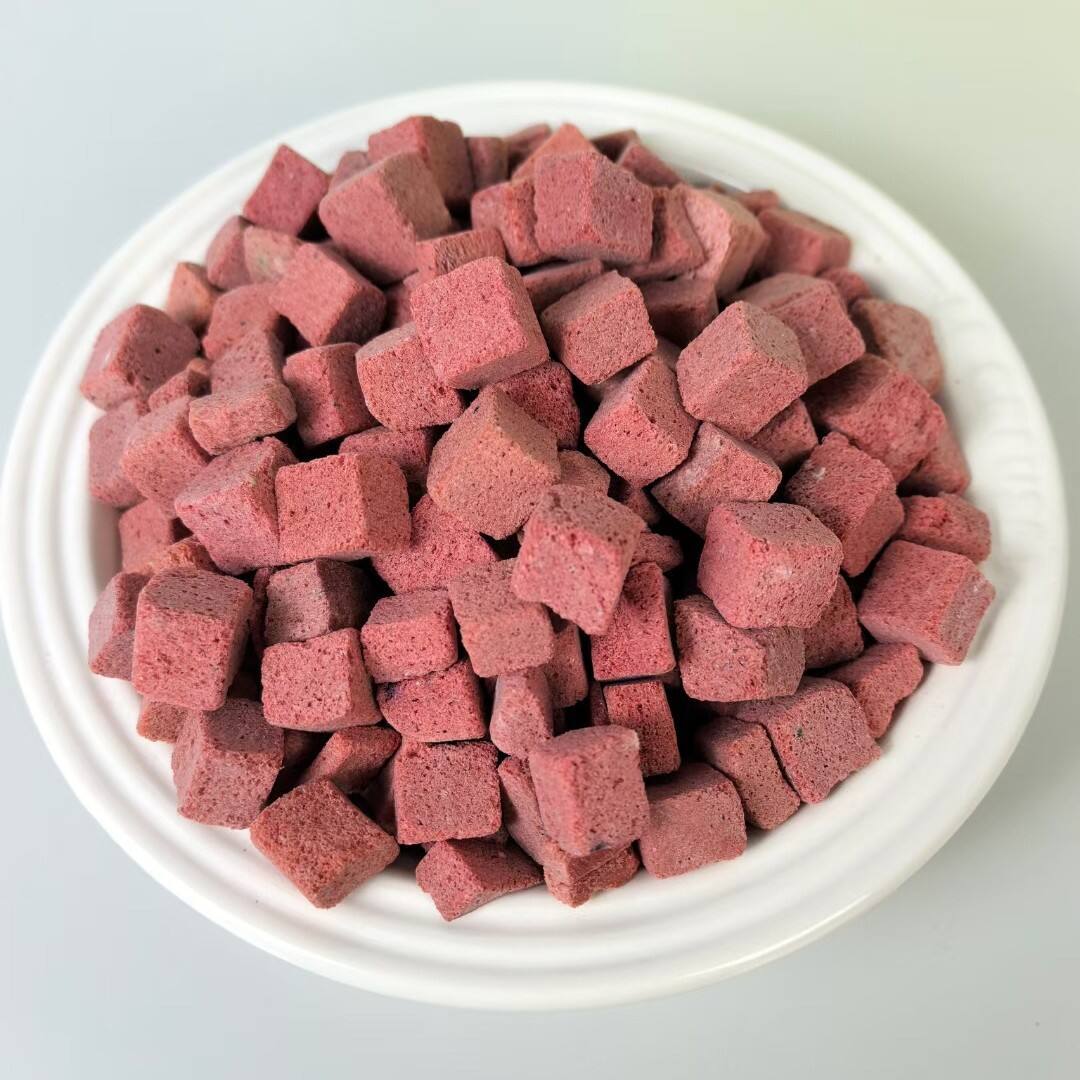 Wholesale Rainbow Freeze-Dried Chicken Cat & Dog Pet Snacks 500g Bag From Qingdao Increase Nutrition factory