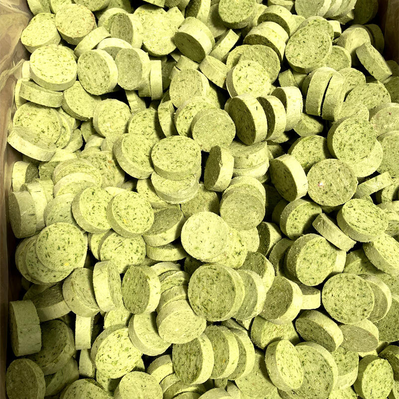 Wholesale Health Freeze-Dried Bone Meat Cake Dog Cat Training Treats Snack Perfect Pet Reward High-protein Eco-friendly Small supplier