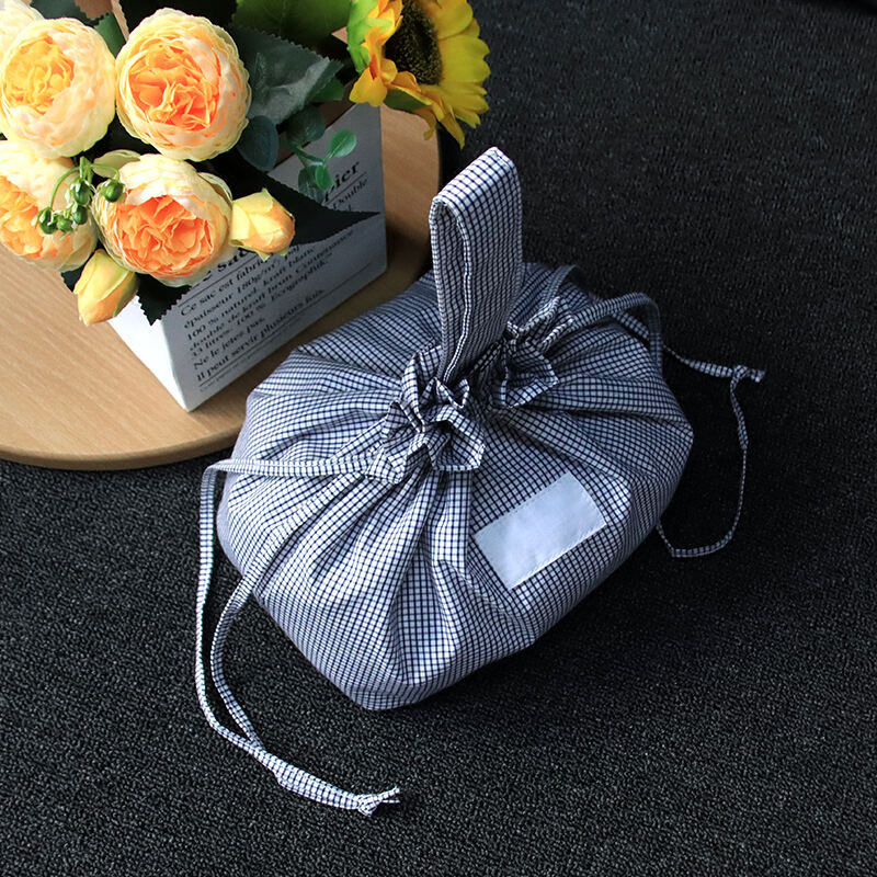 Factory Wholesale French Romantic Floral Basket Bag Skincare Pouches Custom Logo Printing Fashion Style Cotton Material Zipper manufacture