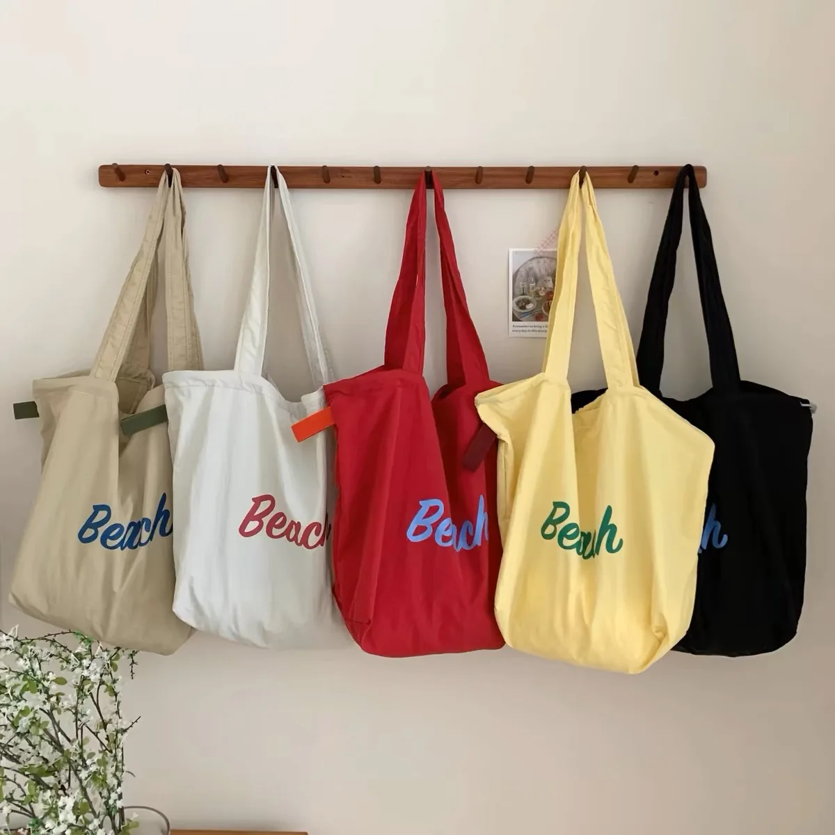 Wholesale Fashion Summer Waterproof Large Canvas Beach Tote Bag with Woman for Vacation Shopping factory