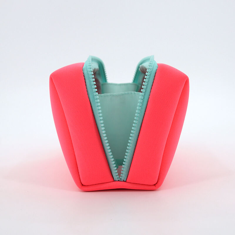 Hot Selling Travel Makeup Bag Travel Cosmetic Multi-functional Toiletry Waterproof Brushes Bag Neoprene Zipper Pouch supplier