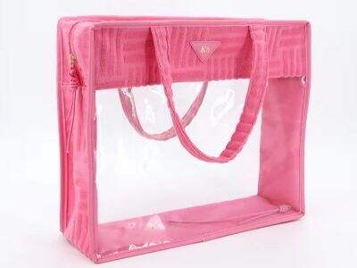 The Growing Demand for Customised Makeup Bags in Corporate Gifting