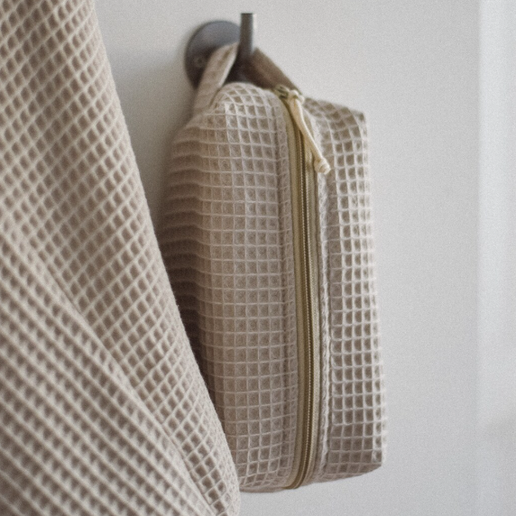 product custom waffle cosmetic bag fluffy waffle checker makeup bag portable cosmetic pouch with handle762-3