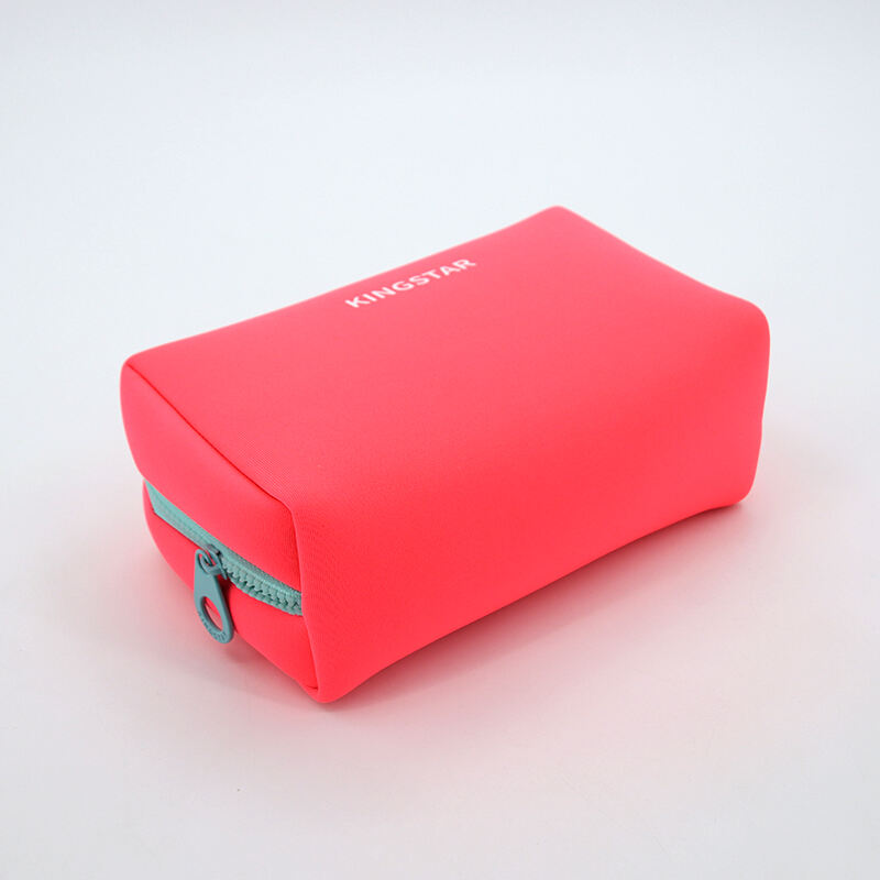 Hot Selling Travel Makeup Bag Travel Cosmetic Multi-functional Toiletry Waterproof Brushes Bag Neoprene Zipper Pouch manufacture